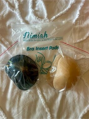 Nimiah Adhesive Bra Insert Pads - Black & Nude